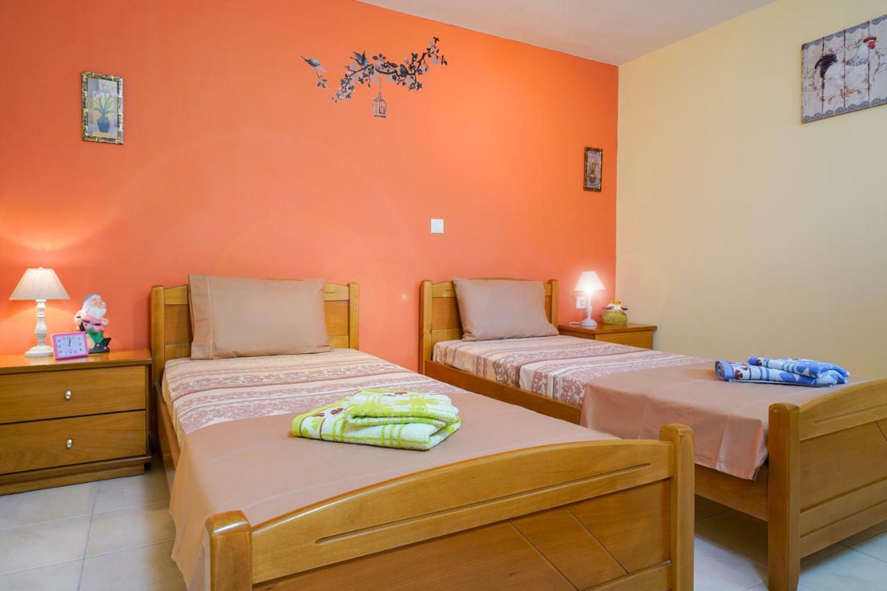 Thomas Apartments Skála Marión Esterno foto