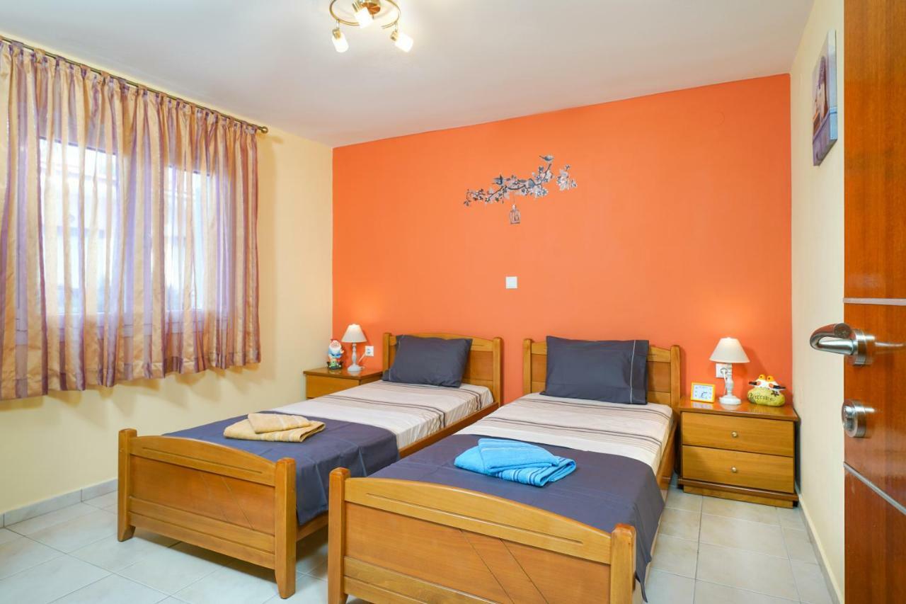 Thomas Apartments Skála Marión Esterno foto